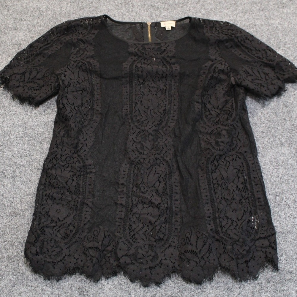 Cremieux Black Floral Lace Short Sleeve Blouse Scalloped Hem Gold Back Zip Small